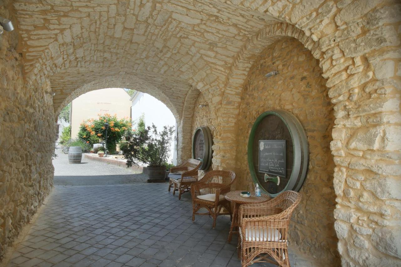 Winzerzimmer - Weingut Tinhof Kismarton Kültér fotó
